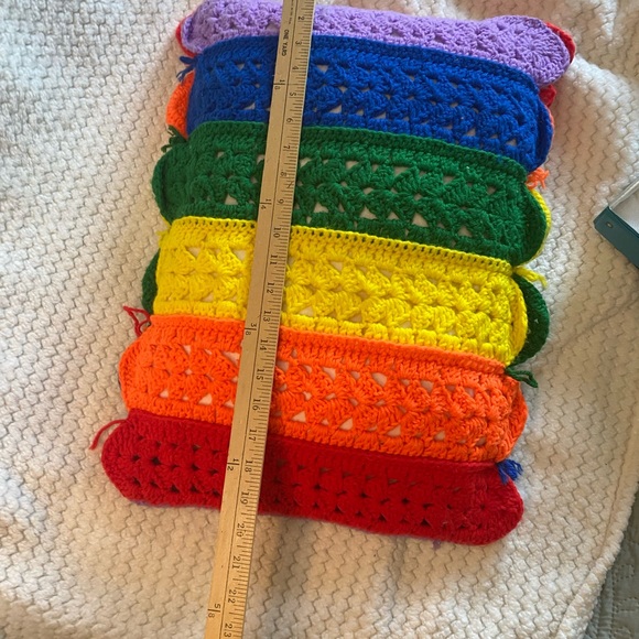 Vintage handmade crochet pride rainbow pillow case with pillow retro homemade - Picture 5 of 7